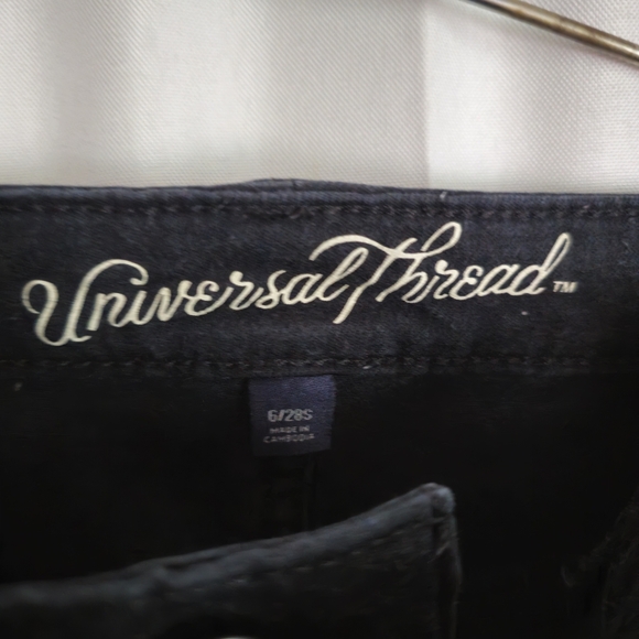 Universal Thread Black Jeans - Picture 3 of 3